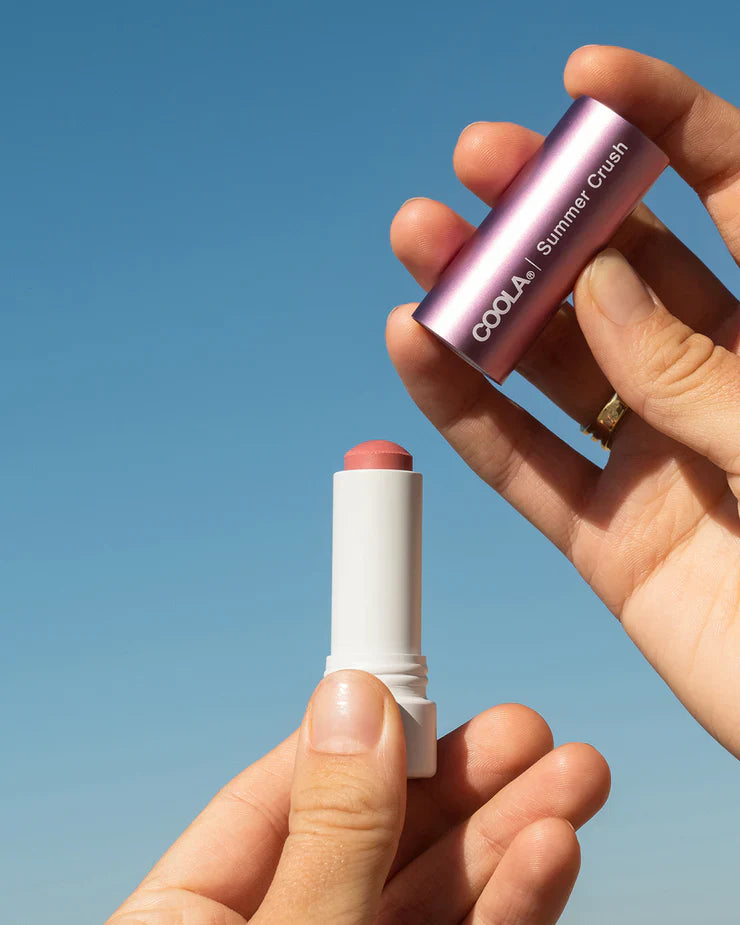 COOLA LIPLUX TINTED LIP BALM  - ZINC OXIDE SUNSCREEN SPF30