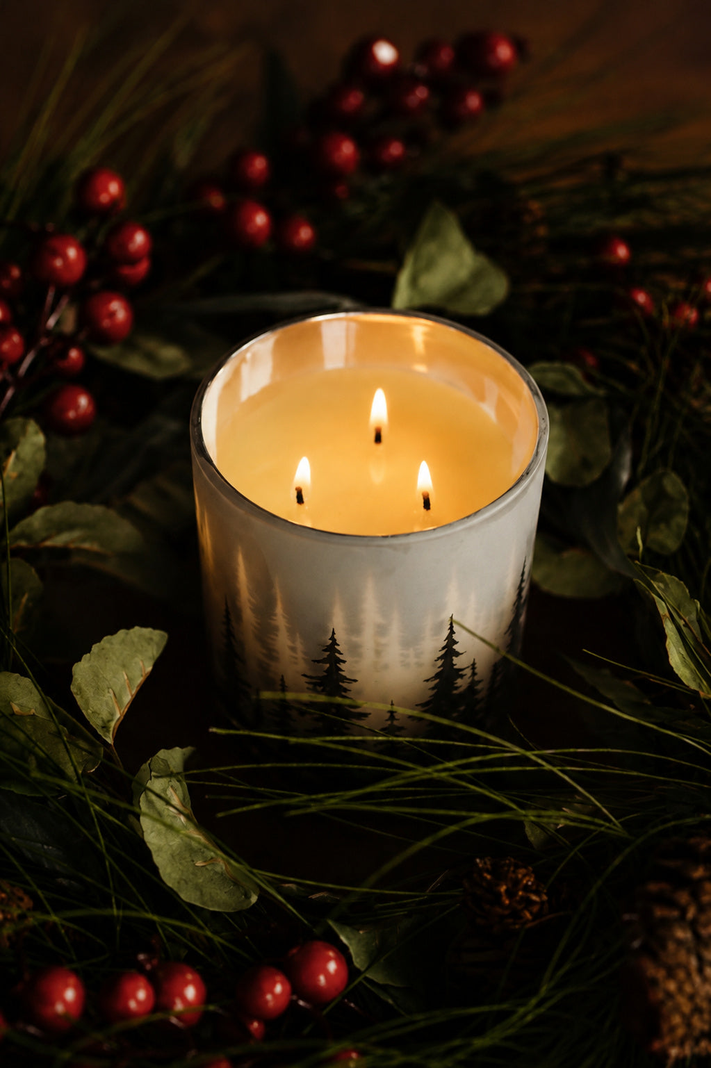 MUSKOKA CHRISTMAS CANDLE