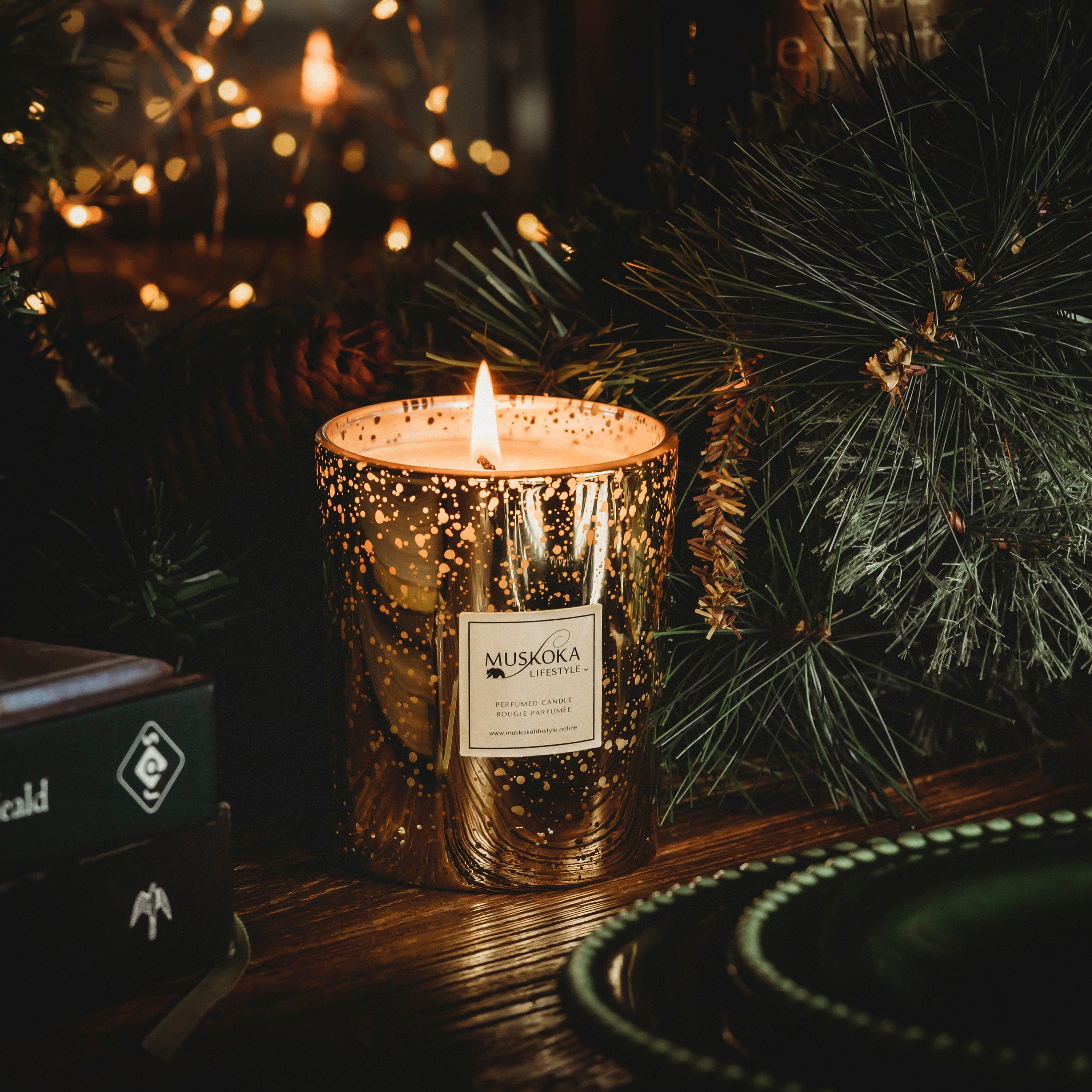 FESTIVE GOLD CANDLE