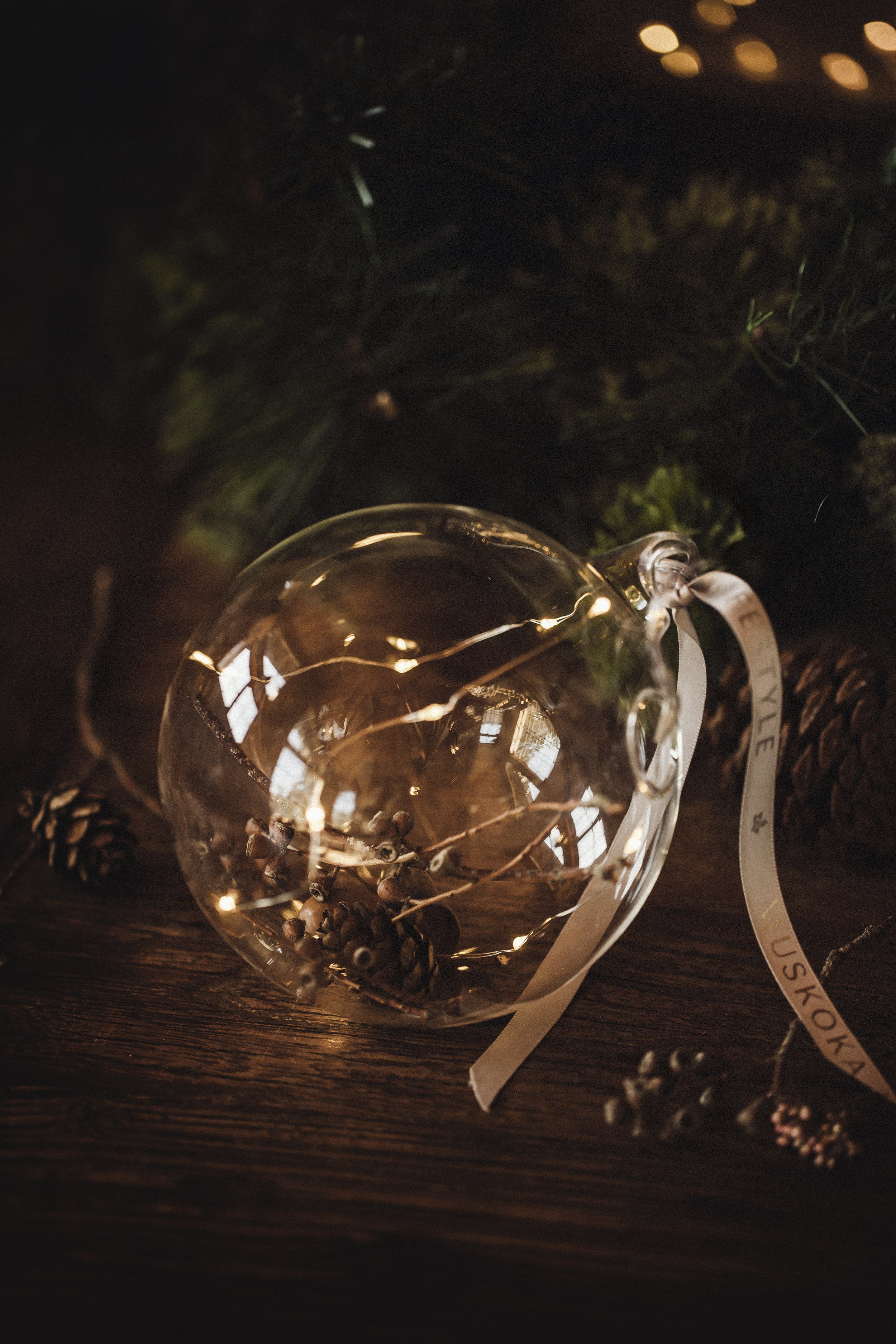 MUSKOKA WOODLAND FESTIVE GLOBES