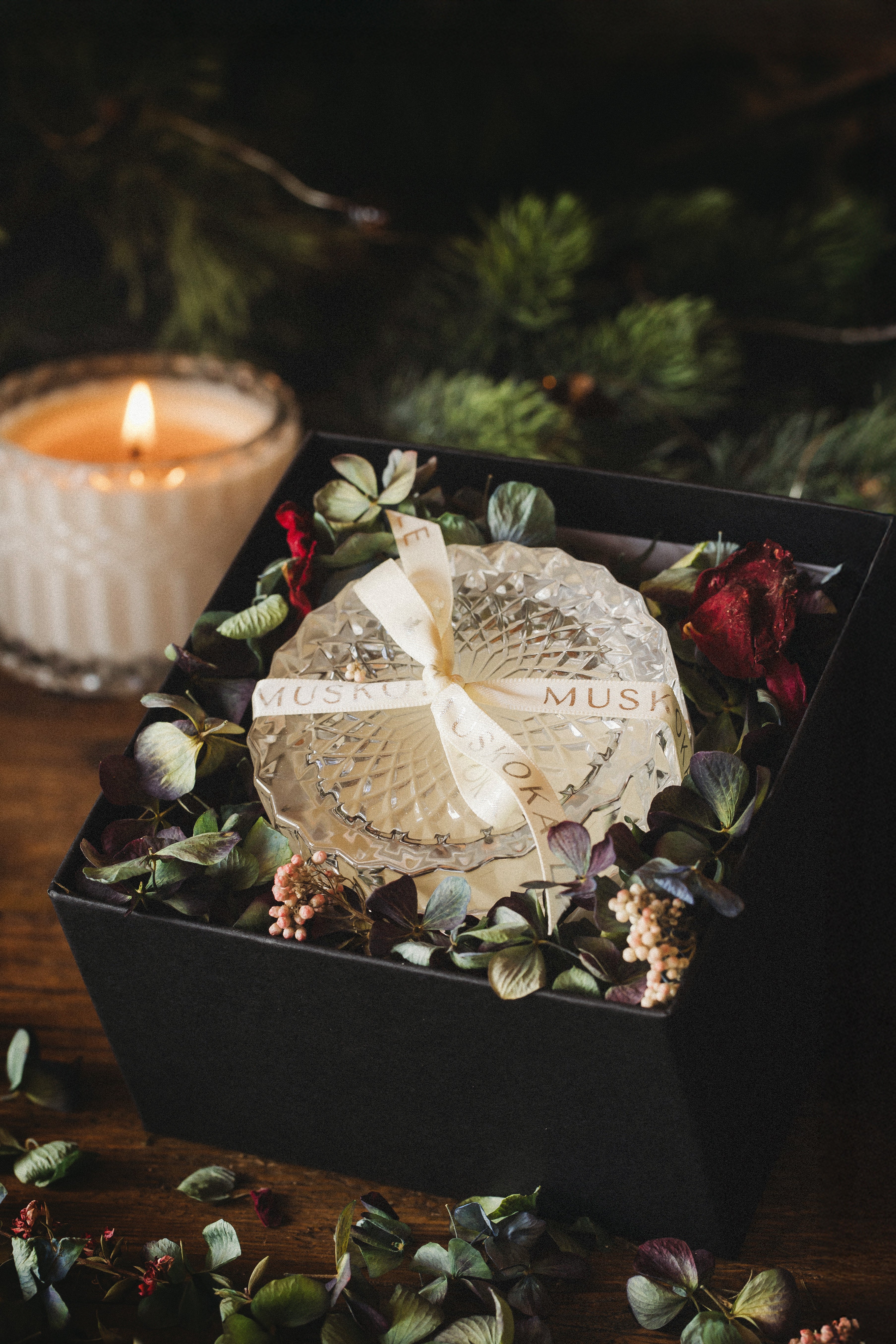 RAINBOW BRIDGE CANDLE IN GIFT BOX (with Everlasts)