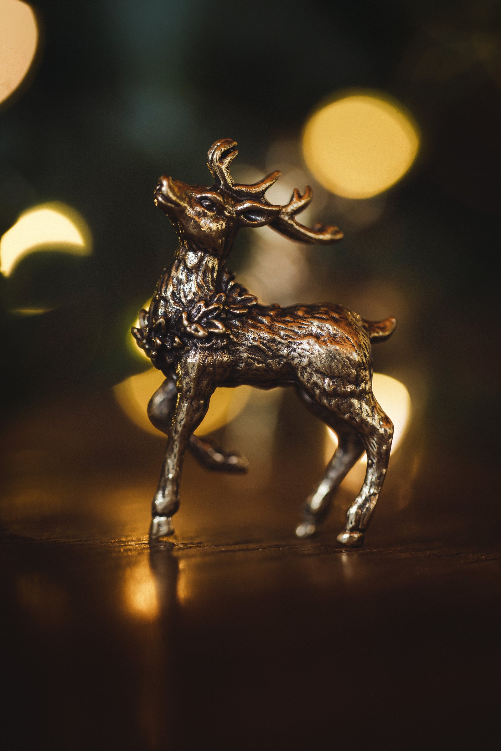 MUSKOKA MINIATURE BRONZE REINDEER