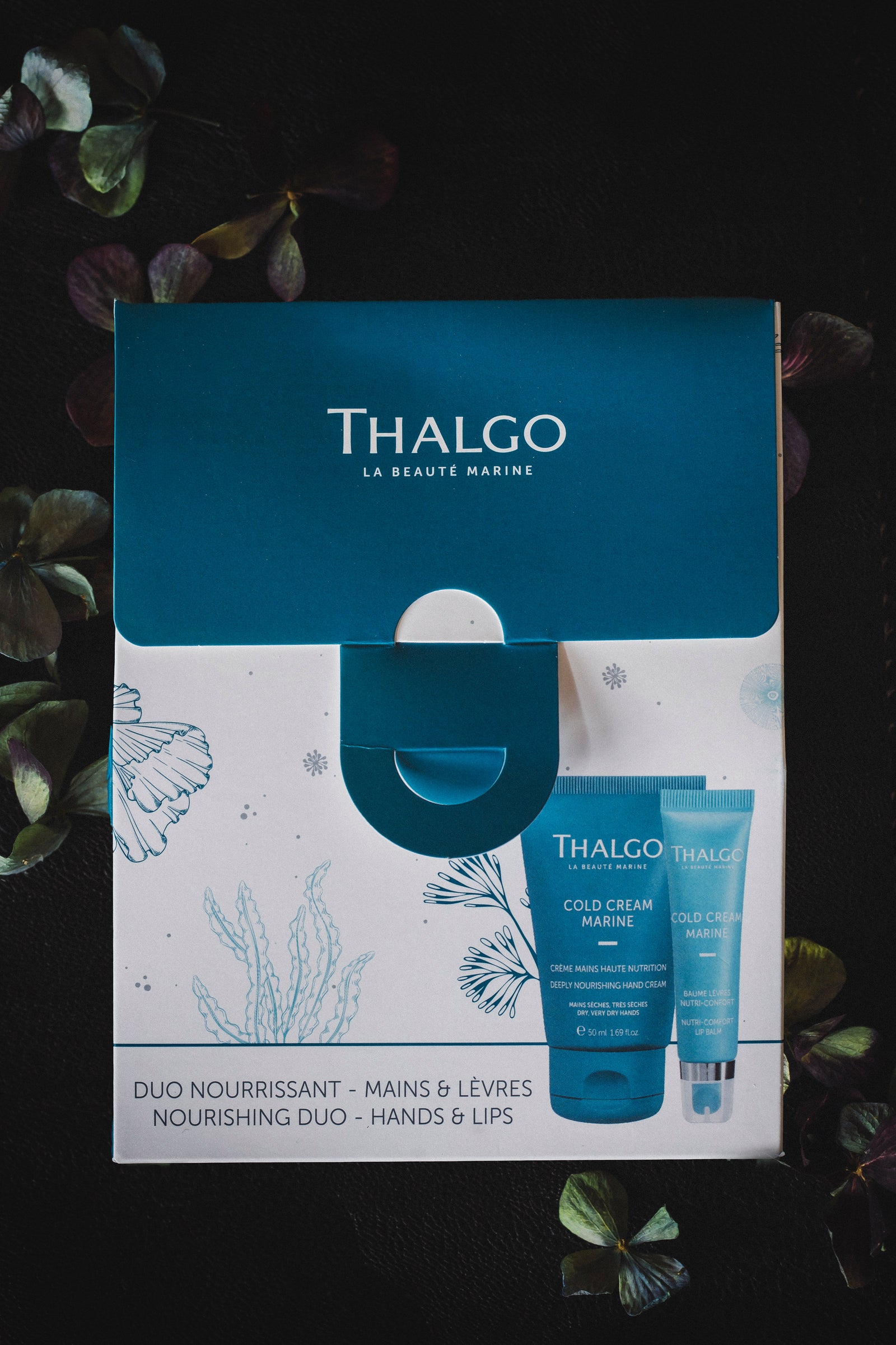 NOURISHING CARE FOR HANDS AND LIPS