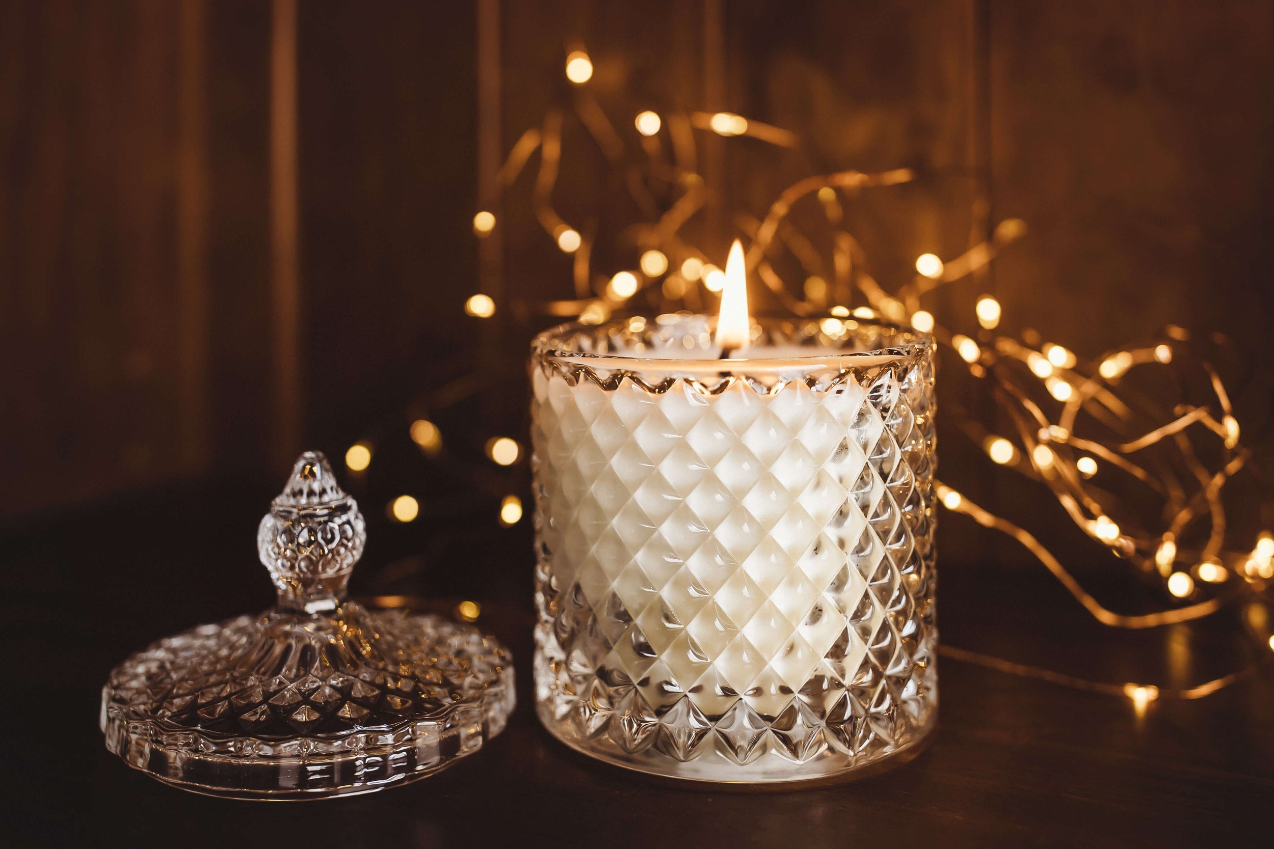 Starlit is inspired by the beautiful angel Gabby Devine of Starlit Hope, who made the Random Acts of Kindness movement grow in leaps and bounds.   This is the candle of the angels… and special visiting hours with your angel in heaven are created every moment your candle burns… they are with you, beside you, as your heart forever yearns xx   May this beautiful Starlit candle bring you many hours of comfort, and connection, and fill your heart with love from above. Weight: 695g. Approx 85hr+ burn time. 