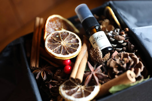 Our stunning Christmas Woodland Pot Pourri is one of our most popular products!  Warm spices, citrus fruits and woodland treasures all feature in our secret Christmas recipe, and it is sent to you with lots of love! This gorgeous festive Pot Pourri is presented in a Luxury Black Muskoka Lifestyle gift box.